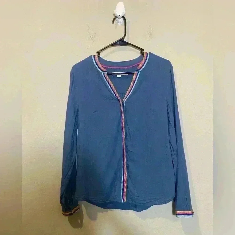 Boden tops size 8 long sleeve
